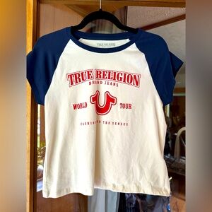 True Religion World Tour Raglan Baby Tee L